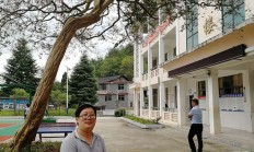 回到母校，树长大了，人也变了！